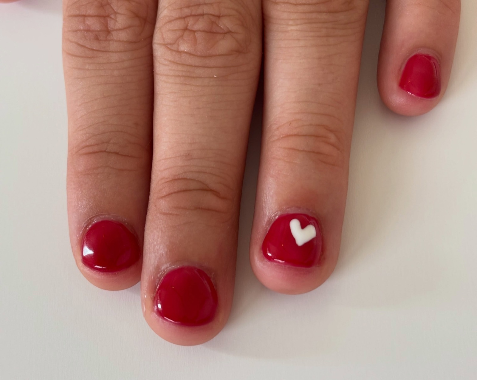 Flo's nagels bij haar eerste bezoek